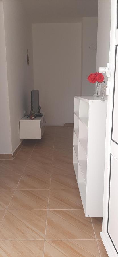 Ban Apartmani Budua Esterno foto
