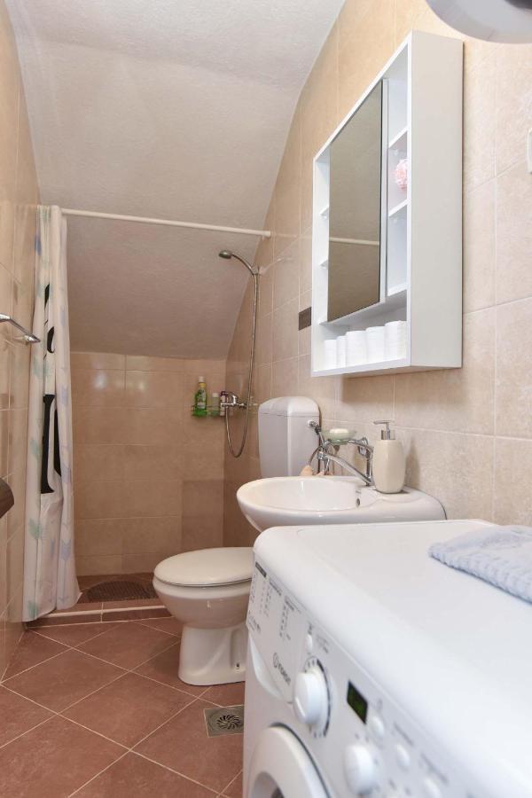 Ban Apartmani Budua Esterno foto