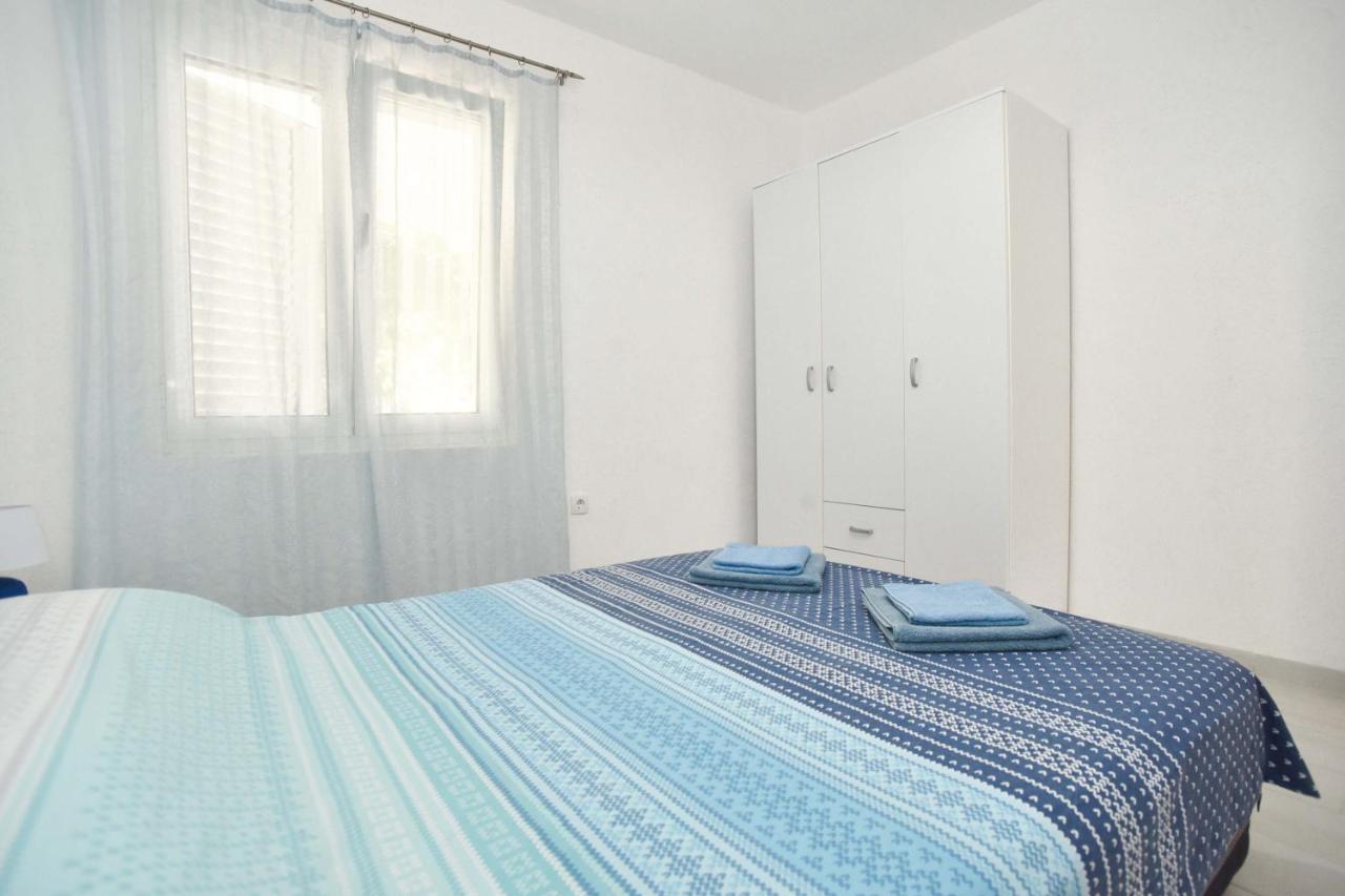 Ban Apartmani Budua Esterno foto